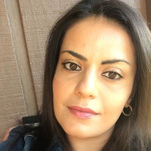 Meet your Posher, Sanaz